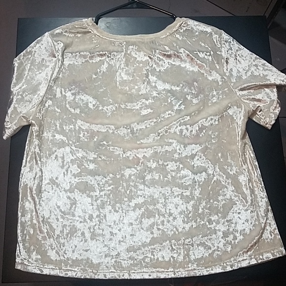 Top - Picture 3 of 3